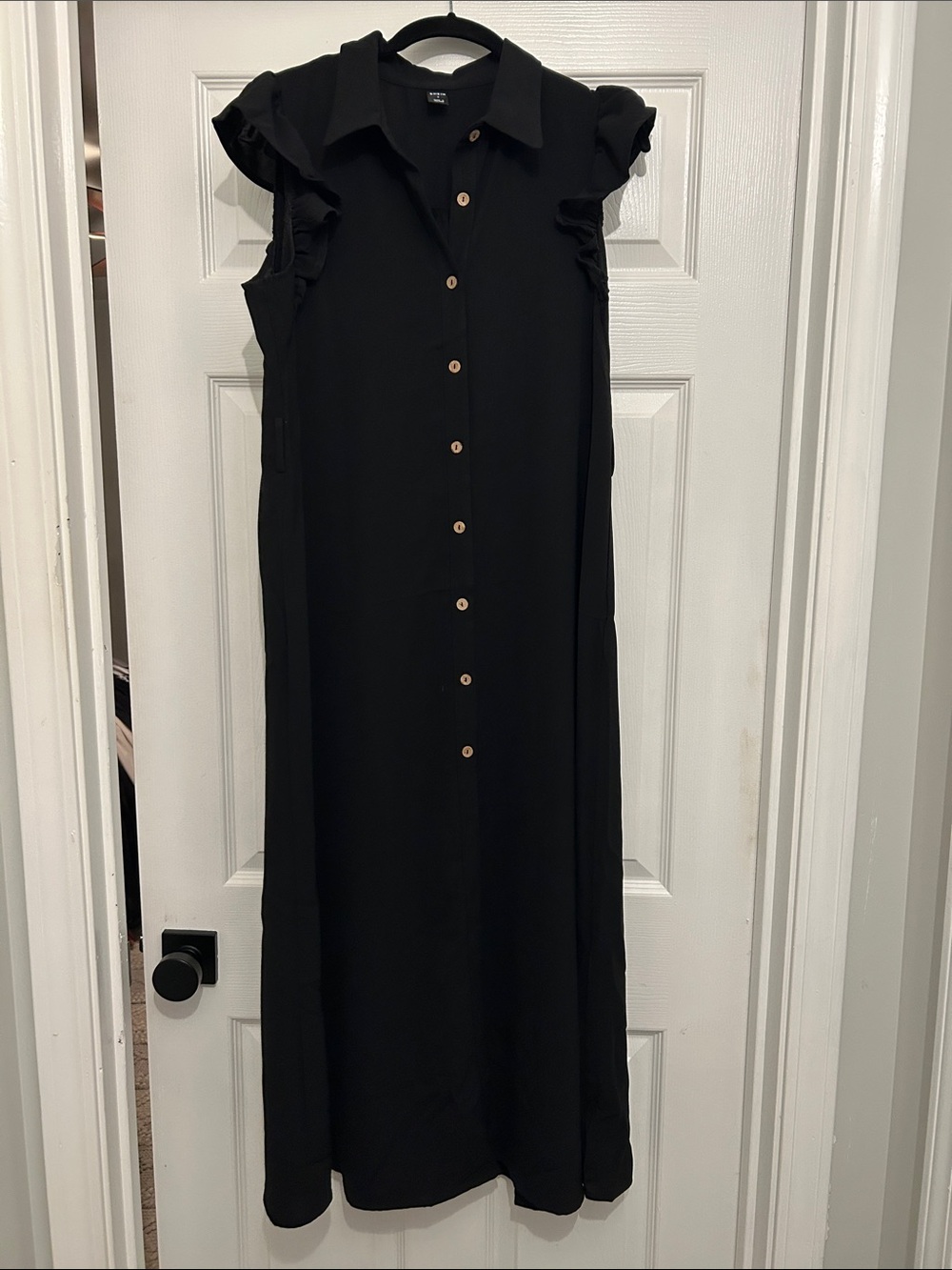 SHEIN Black Sleeveless Button-Down Maxi Dress with Ruffle Shoulders